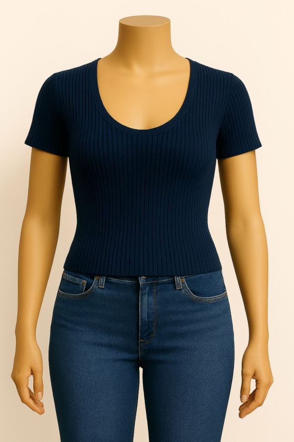 Blusa Decote em U em Malha Canelada 15 Peças